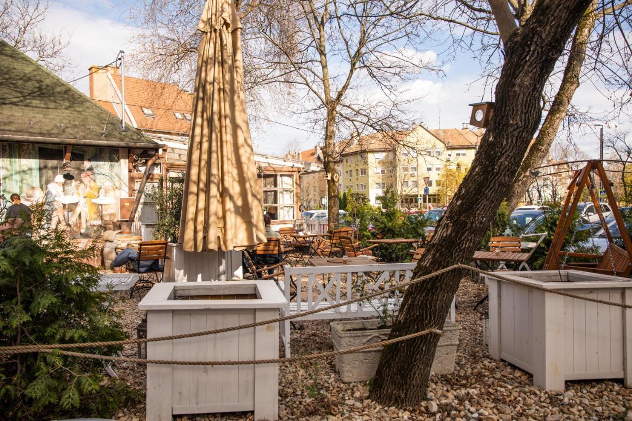 Firpo Apartman Eger Exteriér fotografie
